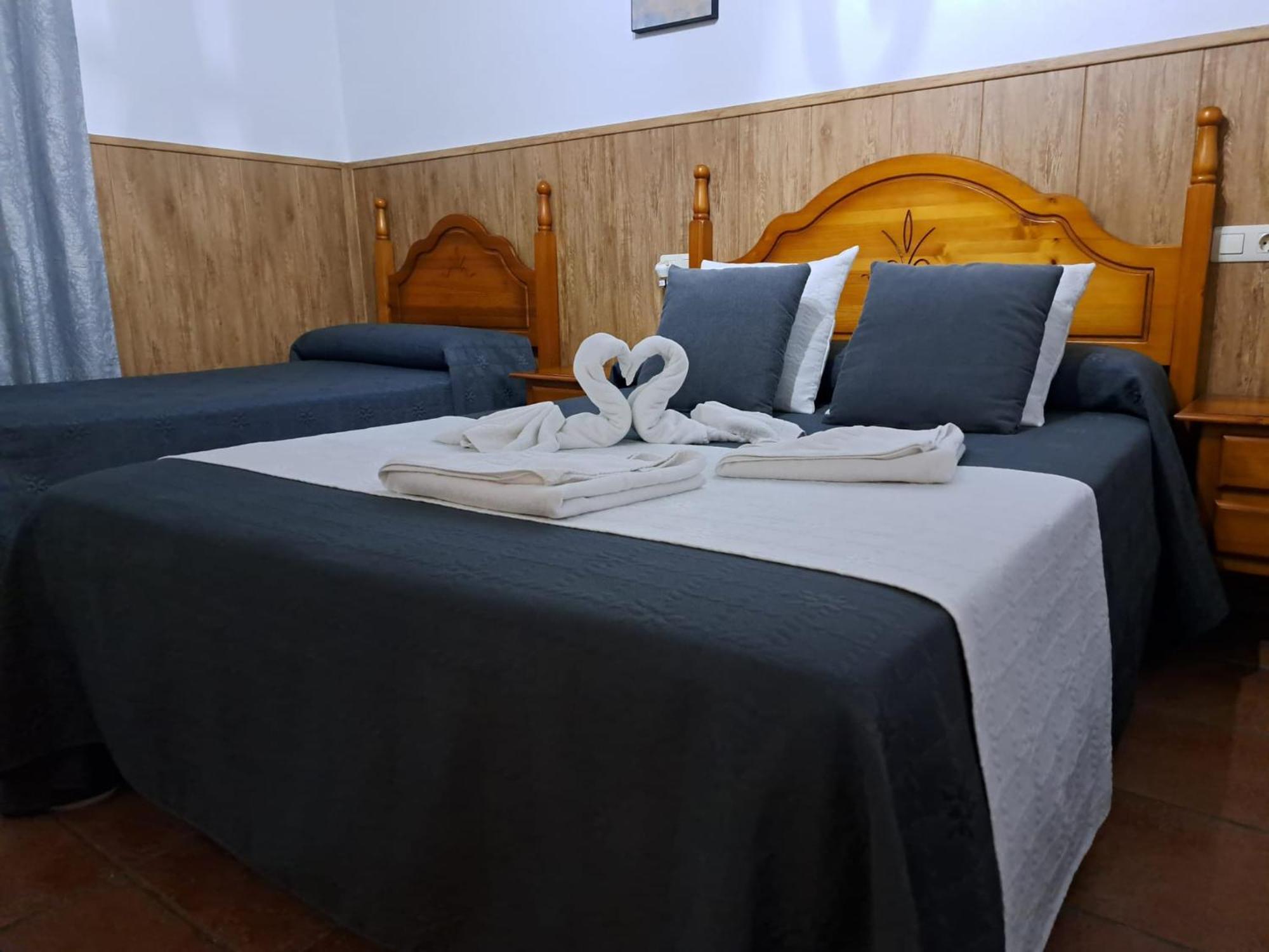 Hostal Breñaverde Gaucín Buitenkant foto
