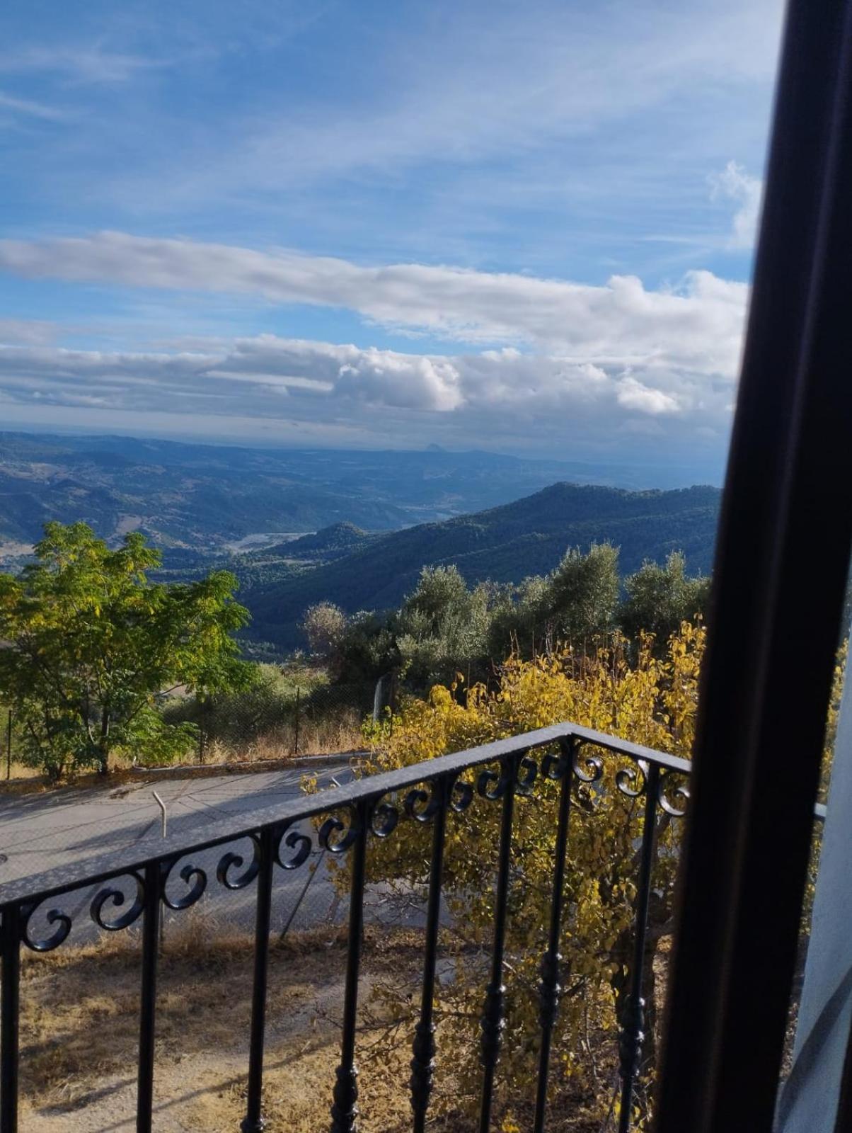 Hostal Breñaverde Gaucín Buitenkant foto